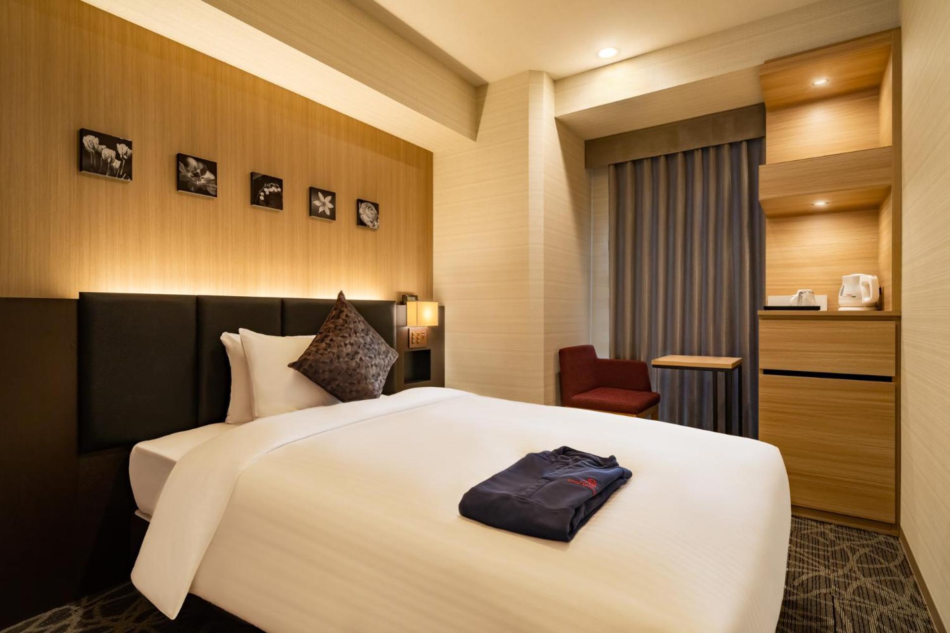 Hotel Shuranza Makuhari Bay Chiba Exteriör bild