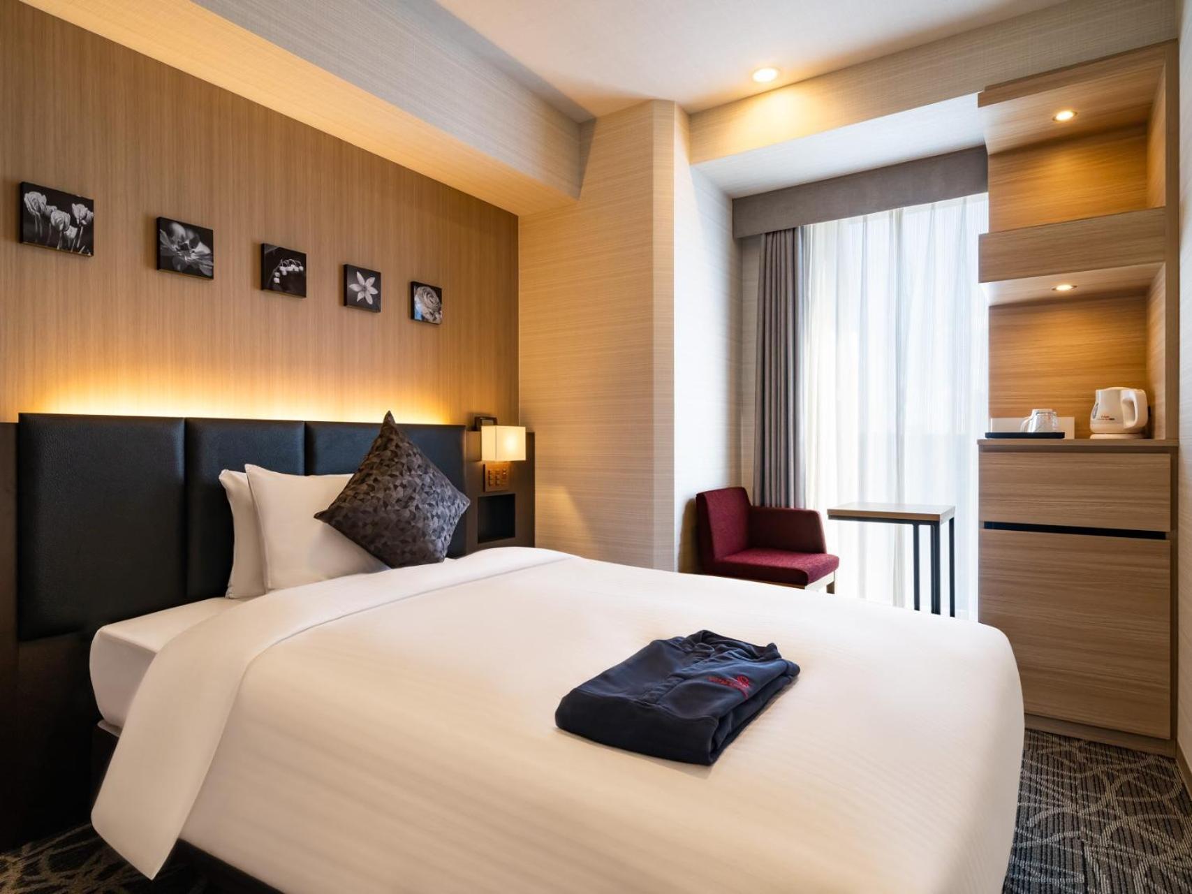 Hotel Shuranza Makuhari Bay Chiba Exteriör bild