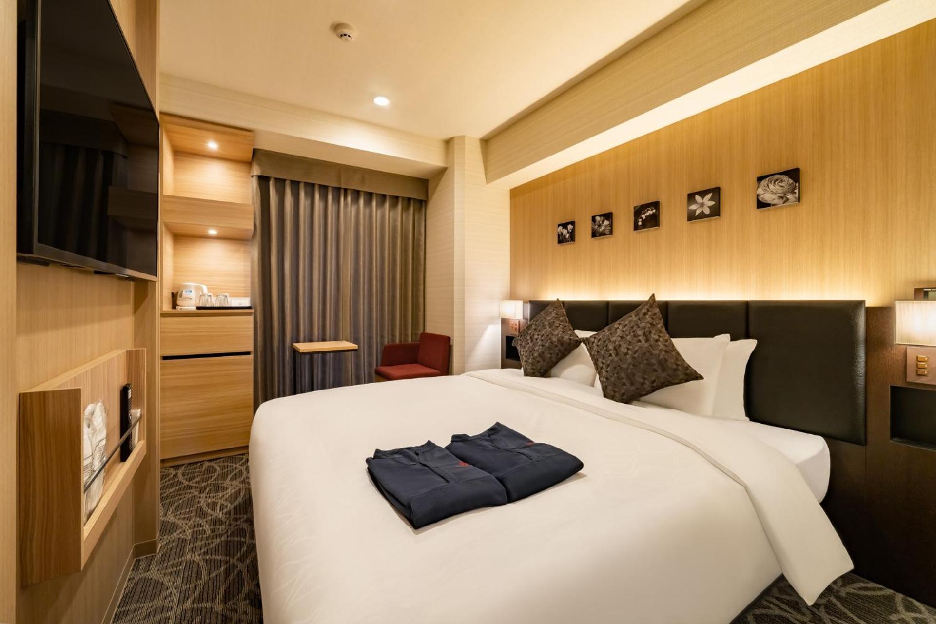 Hotel Shuranza Makuhari Bay Chiba Exteriör bild